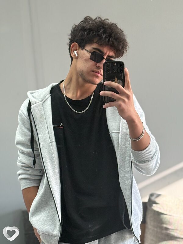 Dima, 20, Санкт-Петербурге — анкета №1336096