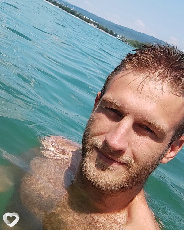 Артём, 33, Гомеле — анкета №1336345