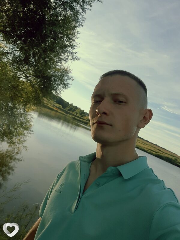 Александр, 23, Москве — анкета №1336687