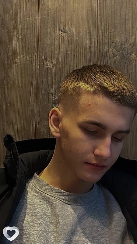 Илья, 21, Санкт-Петербурге — анкета №1336876