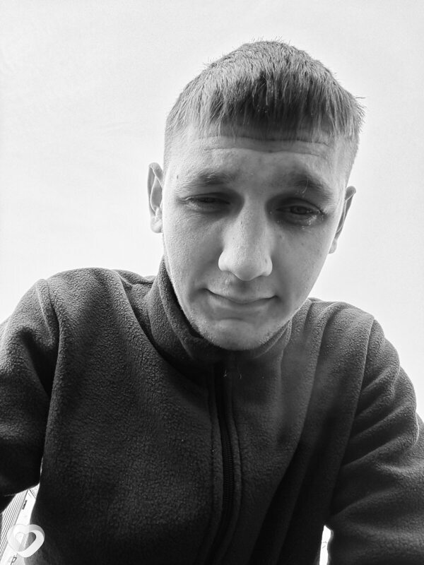Алексей, 21, Новосибирске — анкета №1337354