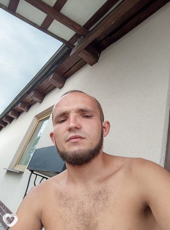 Виктор, 23, Малорите — анкета №1337816