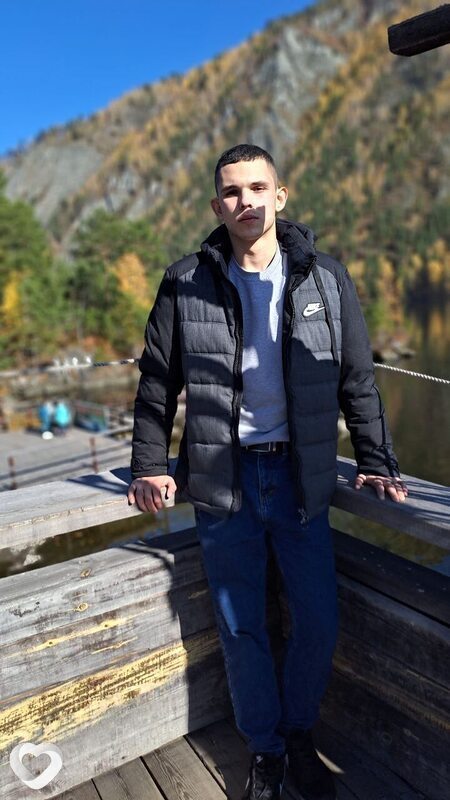 Михаил, 21, Москве — анкета №1338478