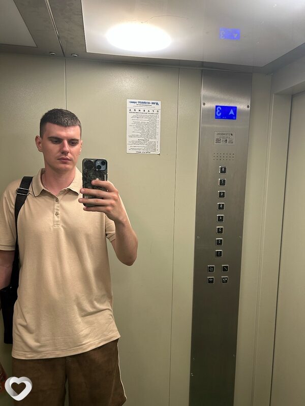 Виктор, 23, Санкт-Петербурге — анкета №1339126