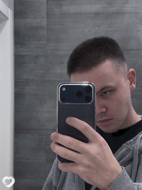 Илья, 22, Набережных Челнах — анкета №1339429