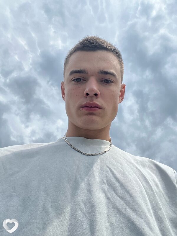 Витя, 22, Краснодаре — анкета №1339392