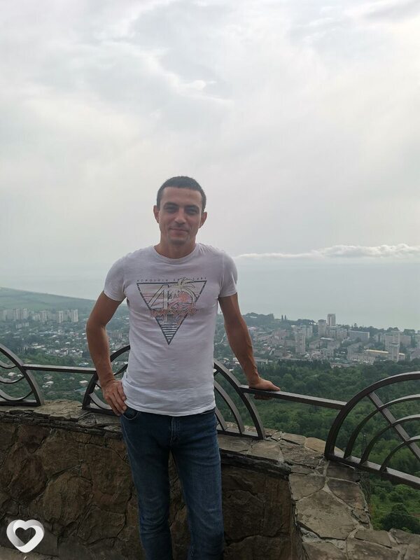 Эдуард, Сухум