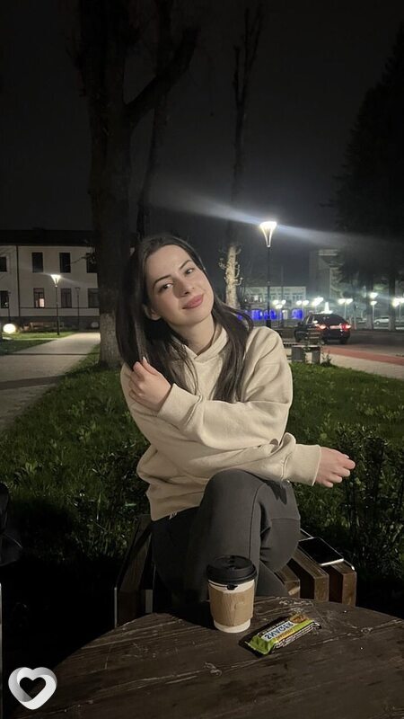 Катя, 27, Москве — анкета №1341162