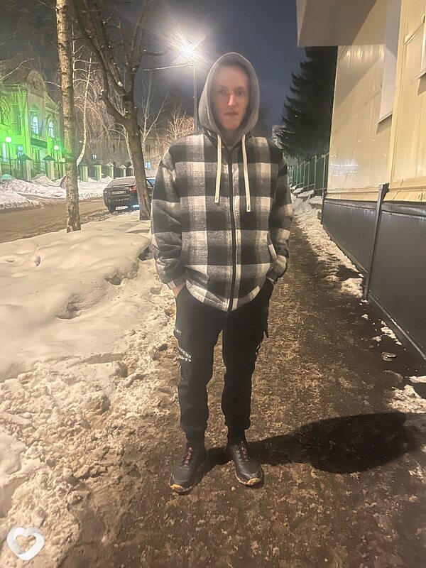 Денис, 21, Альметьевске — анкета №1341871