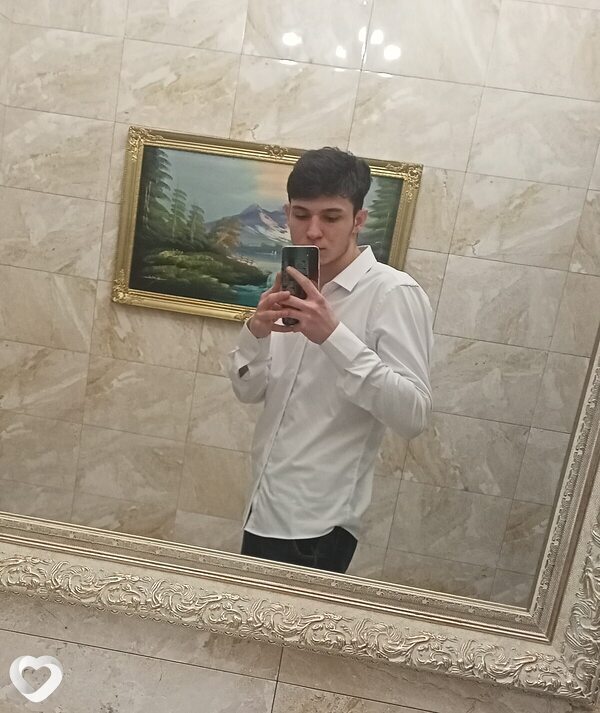 Артем, 20, Анапе — анкета №1341872