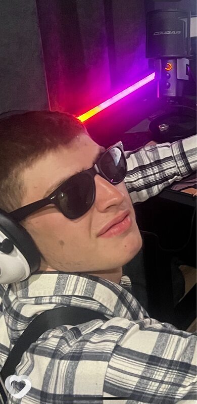 Дима, 22, Новосибирске — анкета №1342104