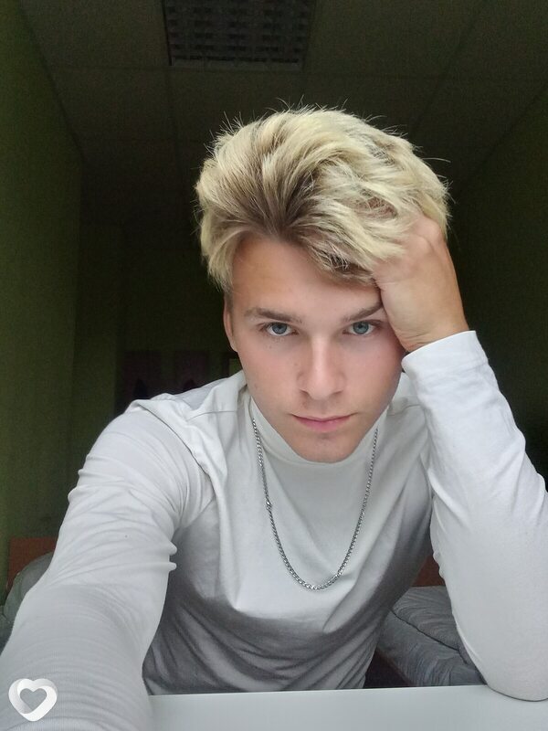 Павел, 23, Ижевске — анкета №1343140