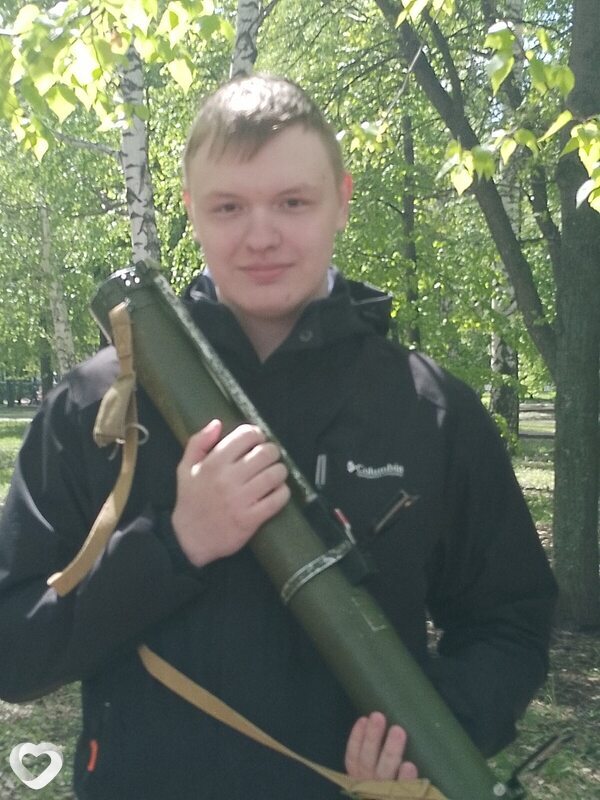 Иван, 21, Москве — анкета №1344153
