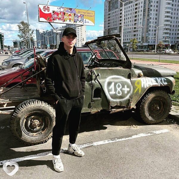 Илья, 23, Червени — анкета №1344312