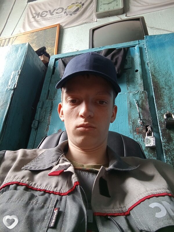 Сергей, 21, Ленинске-Кузнецком — анкета №1345375