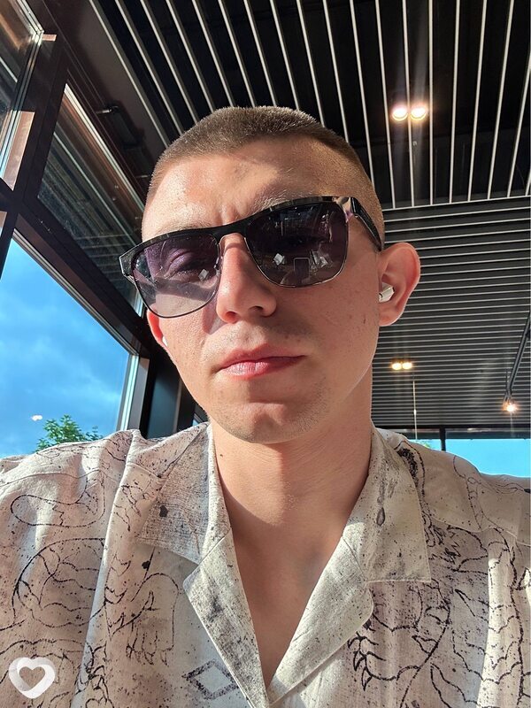 Дмитрий, 20, Москве — анкета №1345670