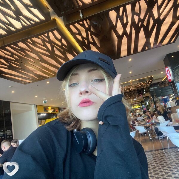 Полина, 20, Минске — анкета №1345877