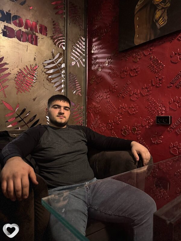 Айк, 21, Михайловск (Ставропольский край) — анкета №1347353