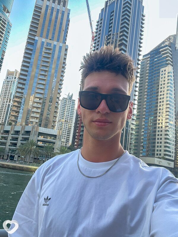 Стас, 21, Минске — анкета №1347672
