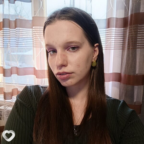 Луиза, 21, Кургане — анкета №1348264