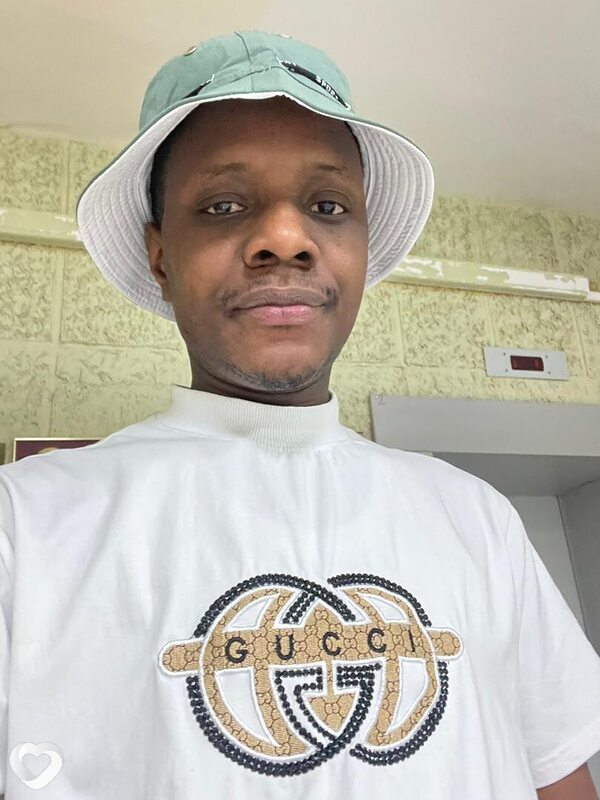 Adeniyi Oluwanbe, 32, Таганроге — анкета №1348638