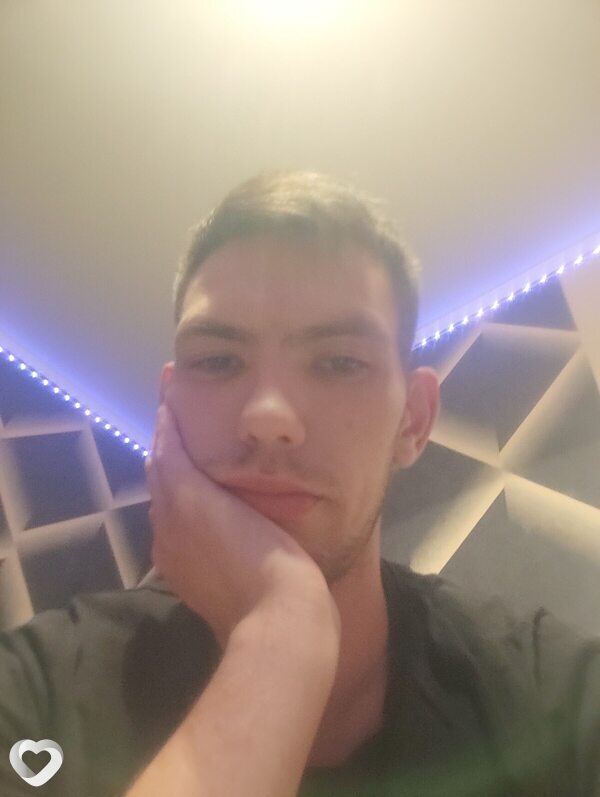 Анатолий, 28, Калининграде — анкета №1349229