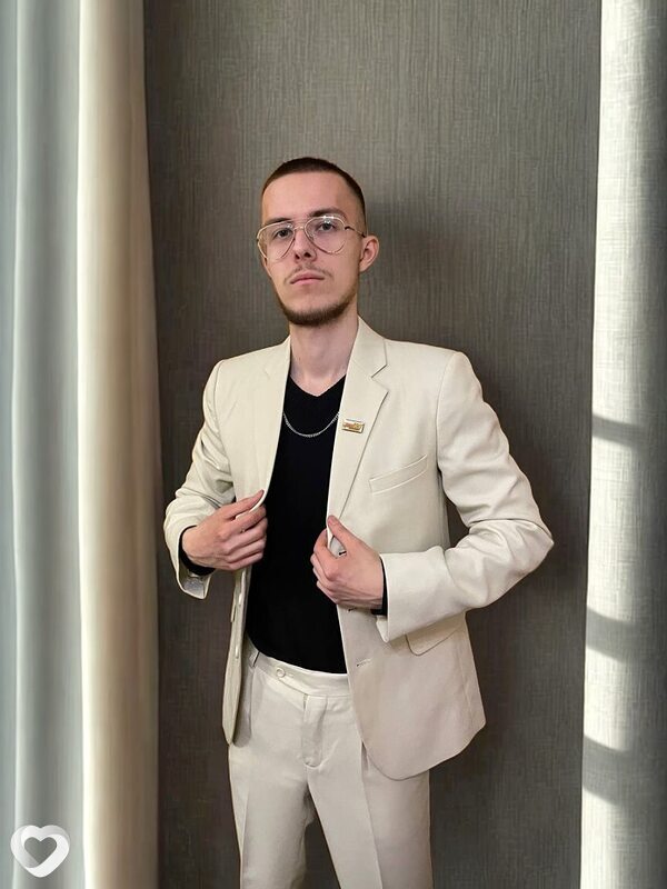 Макс, 28, Кирове — анкета №1349424