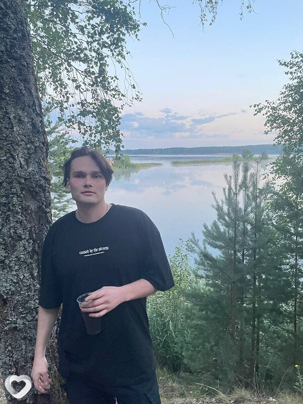 Артём, 23, Твери — анкета №1350137