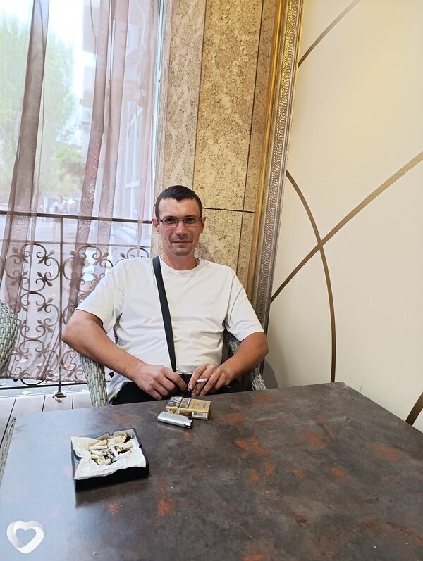 Дмитрий, 41, Луганске — анкета №1349891