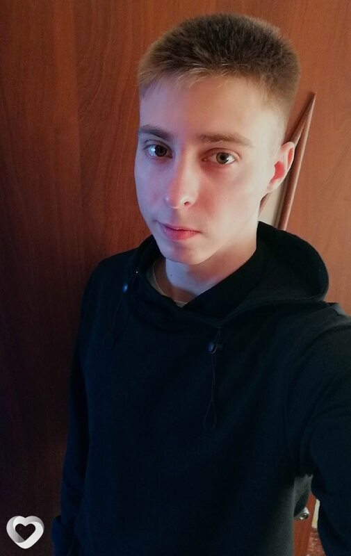 Антон, 22, Москве — анкета №1350188