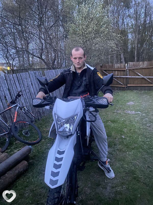 Дмитрий, 32, Калинковичах — анкета №1350346