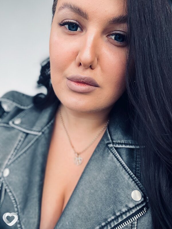 Ксения, 27, Екатеринбурге — анкета №1351628