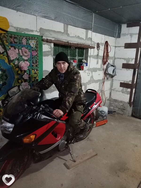 Виктор, Глуск