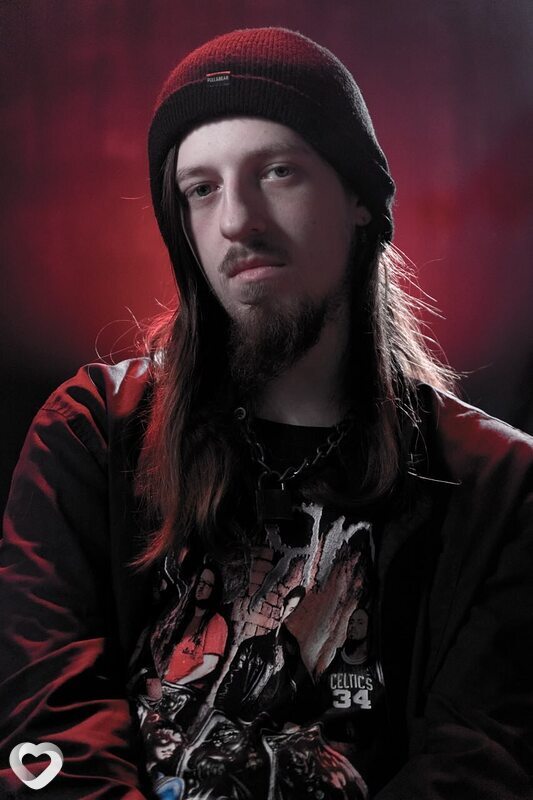 Лев, 24, Санкт-Петербурге — анкета №1354401