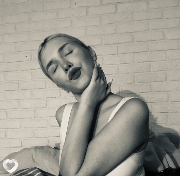 Алина, 22, Гомеле — анкета №1354376