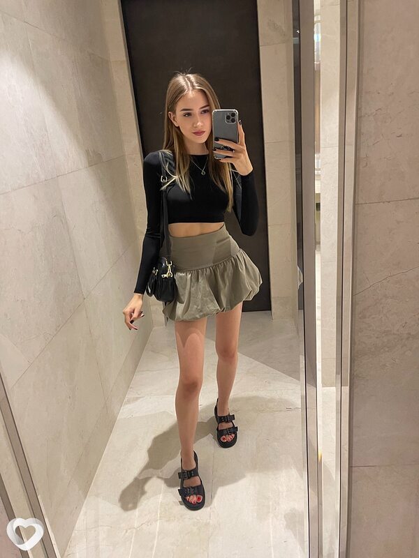 Катя, 20, Минске — анкета №1354410
