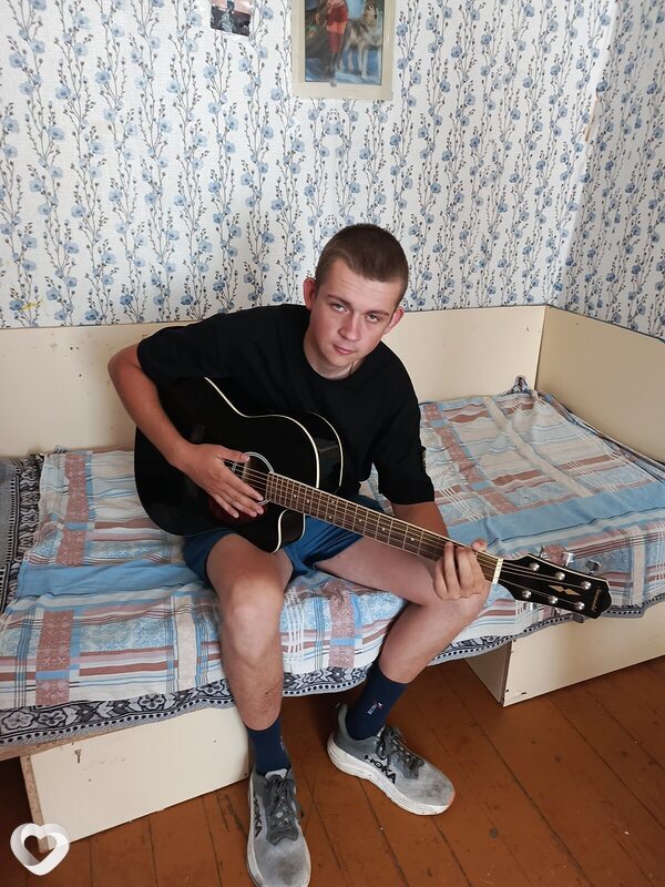 Артем, 22, Чебоксарах — анкета №1355430