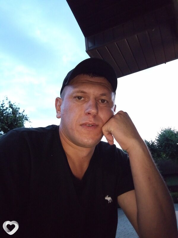 Саша, 31, Ужгороде — анкета №1354773