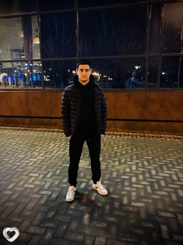 Заур, 25, Москве — анкета №1355894