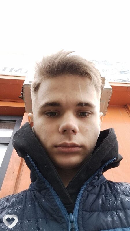 Артём, 22, Москве — анкета №1355899