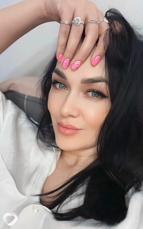 Анна, Горловка
