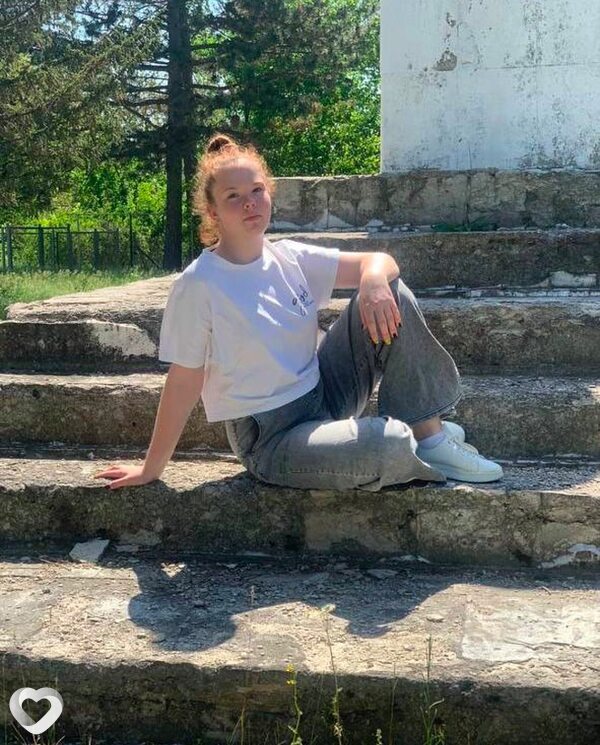 Таня, 20, Симферополе — анкета №1355989