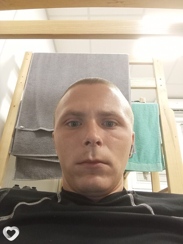 Дмитро, 25, Днепр — анкета №1356579