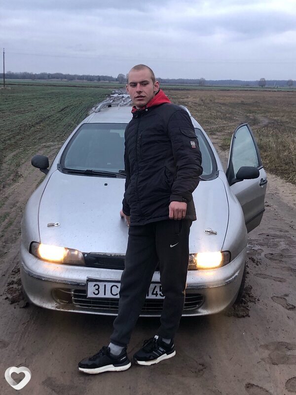 Игорь, 22, Калинковичах — анкета №1356572