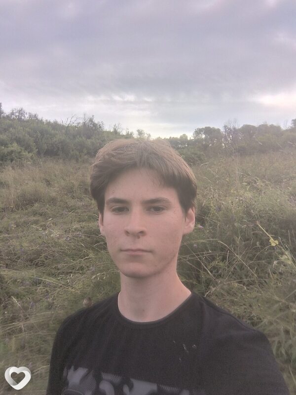 Михаил, 22, Омске — анкета №1356929