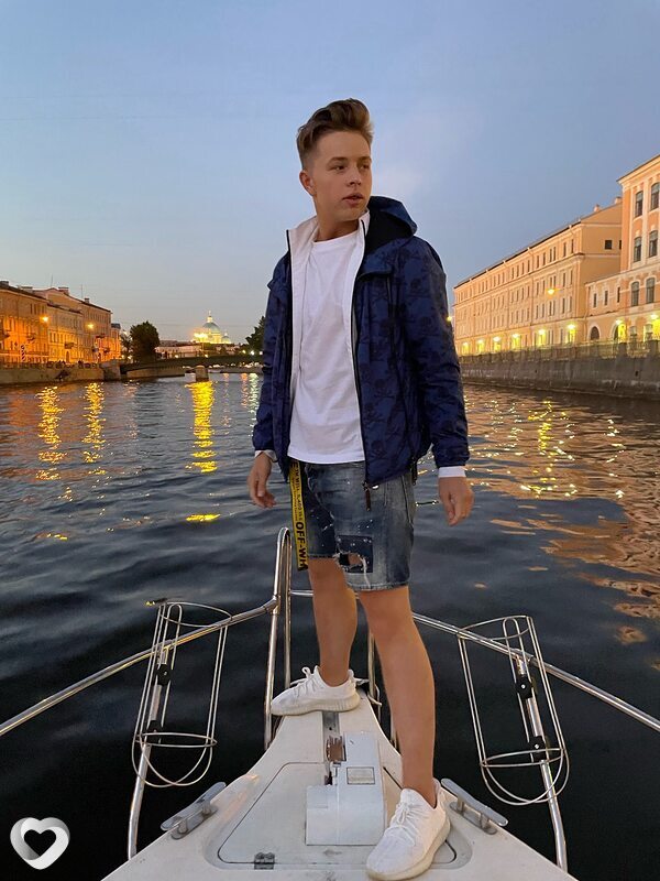 Кирилл, 23, Москве — анкета №1357258