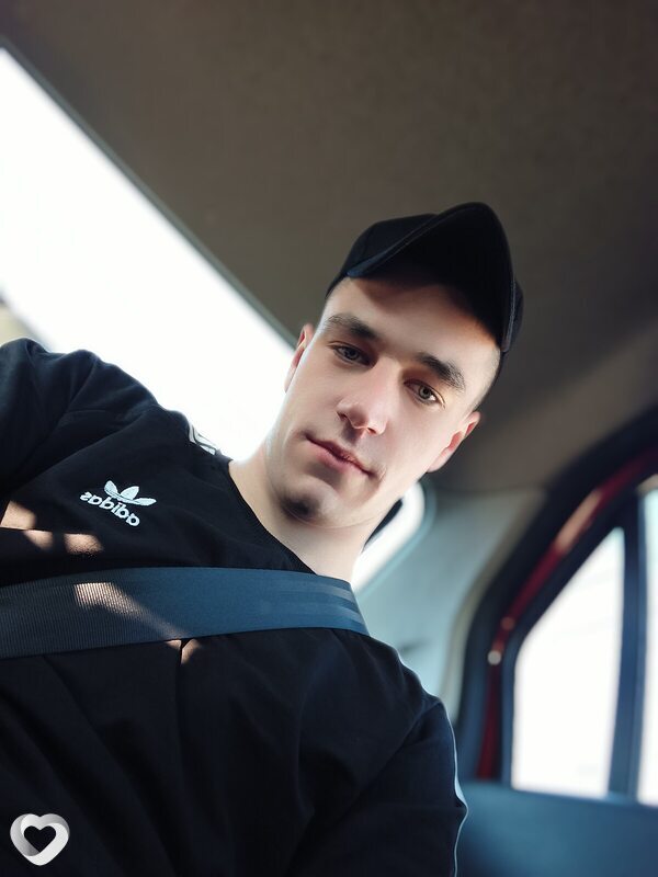 Дмитрий, 21, Гродно — анкета №1358148