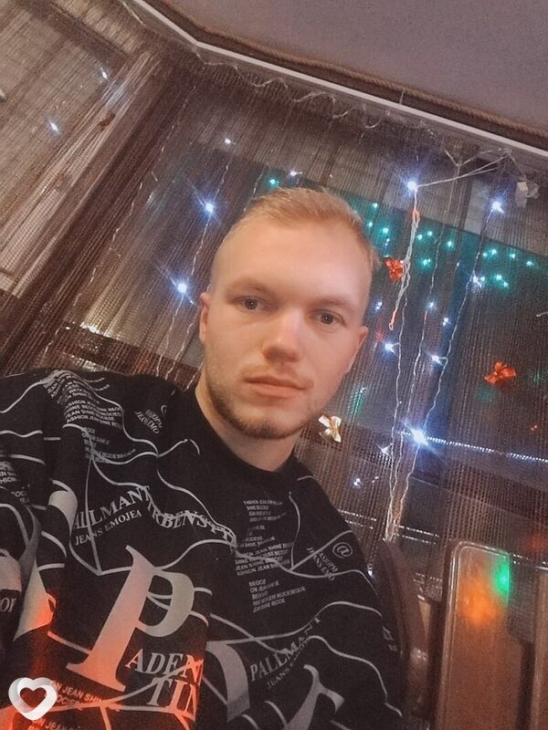 Александр, 26, Речице — анкета №1358072