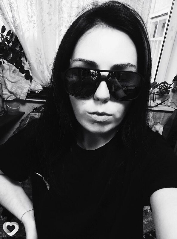 Оксана, 21, Харцызске — анкета №1358448