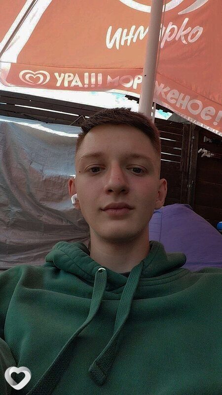 Даня, 20, Москве — анкета №1359354